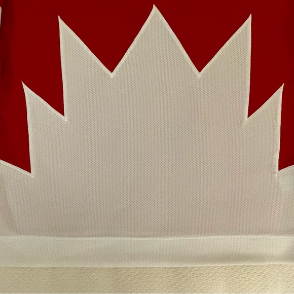 The Official 25th Anniversary Jersey : Canada / Russia Summit Series. Bobby Orr - Picture 3 of 10